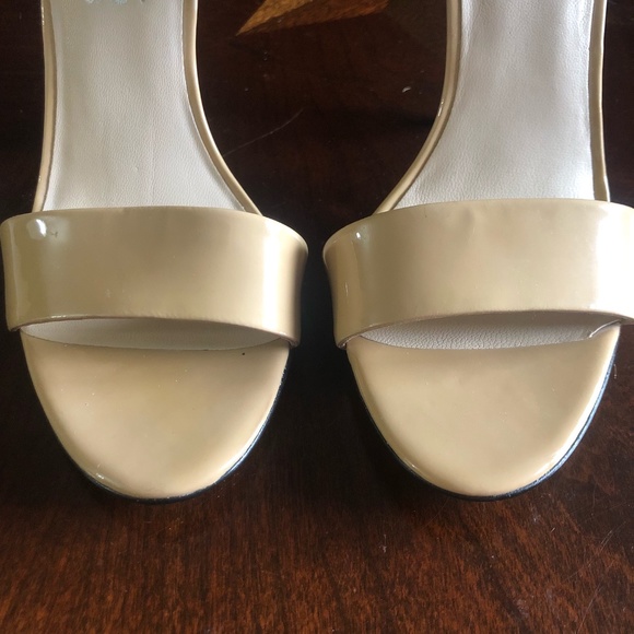 KORS by Michael Kors Nude & Black Heels SZ 8 - Picture 8 of 8